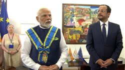 साइप्रस में PM मोदी को मिला सर्वोच्च सम्मान, राष्ट्रपति निकोस ने ‘ग्रैंड क्रॉस ऑफ द ऑर्डर ऑफ मकारिओस III’ से नवाजा