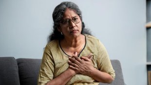 womens after menopause, heart attack increase after menopause, women causes of heart attack, women causes of heart attack after menopause