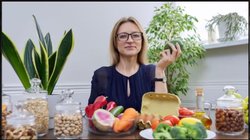 50 साल से ज्यादा की हर महिला को जरूर खाने चाहिए ये 5 फूड, हड्डियों को मजबूती मिलने के साथ मेटाबॉलिज्म भी होगा बूस्ट