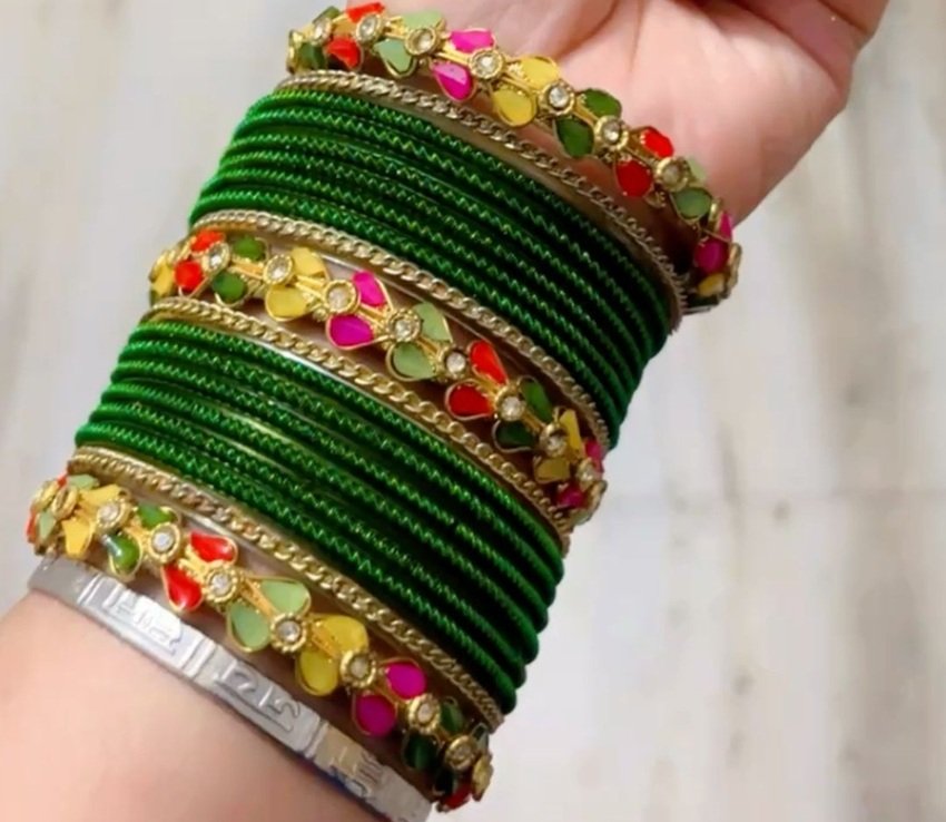 21 Mid-arm bangles