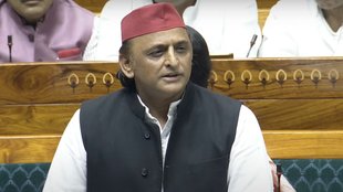 Akhilesh Yadav | Kiren rijiju | samajwadi party