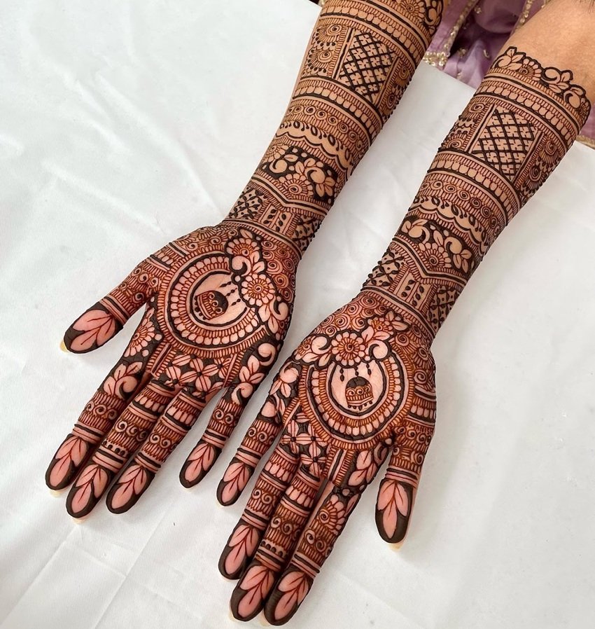 Creative Mehndi for Indian festivals