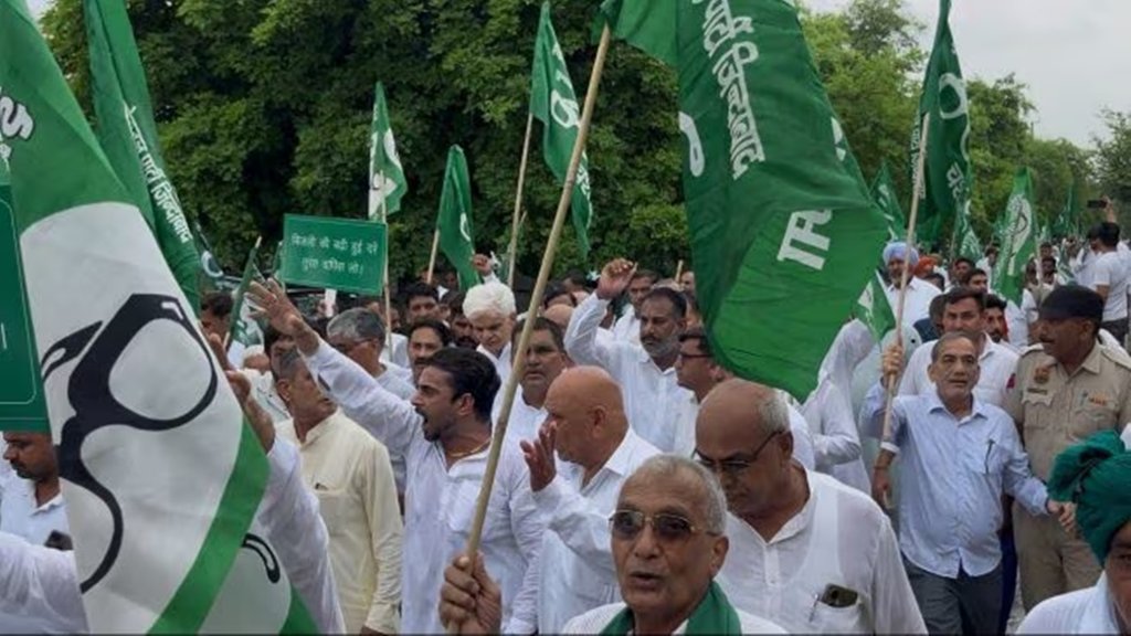 Haryana Power Bill, Electricity Politics Haryana, हरियाणा बिजली विवाद, हुड्डा प्रदर्शन, चौटाला मोर्चा