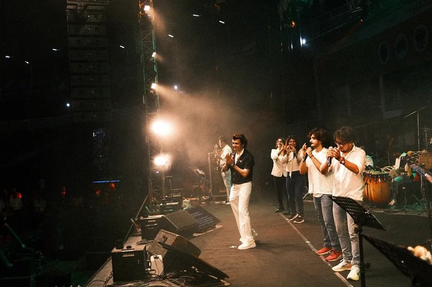 How Sonu Nigam Excelled in Music After Quitting His Acting Career