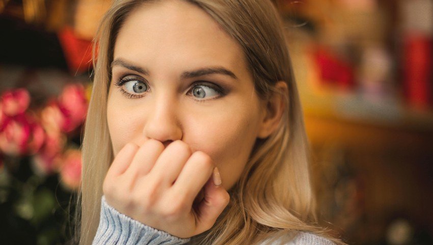 biting nails habit