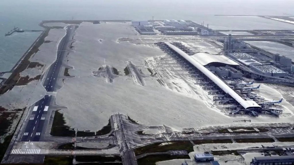 Japan artificial kansai island airport