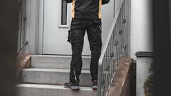 लेट नाइट ऑर्डर की आइसक्रीम, डिलीवरी एजेंट ने किया कुछ ऐसा, मदद के लिए चिल्लाने लगी युवती, डरा रही दिल्ली की घटना