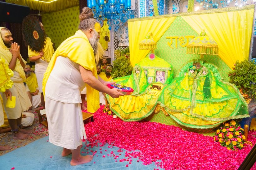 Laddu Gopal worship