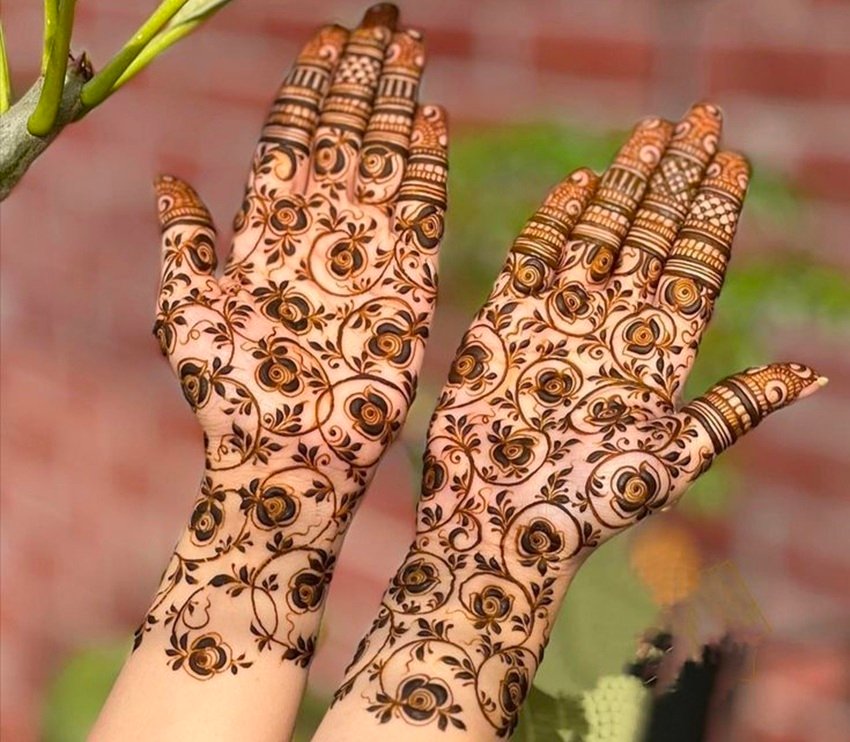 Mehndi art for festivals