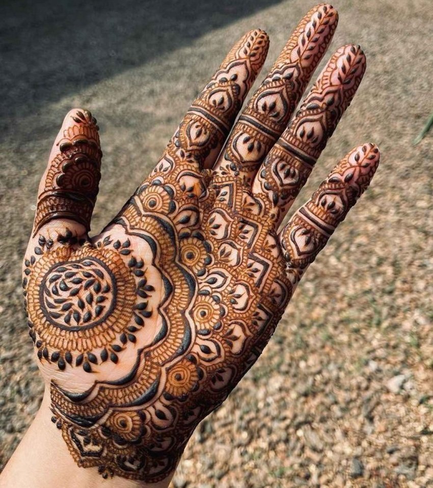 Must-Try Mehndi Designs for Every Festive Mood
