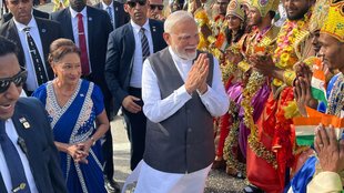 PM Narendra modi In Trinidad & Tobago, PM Narendra modi Addressed Indian community