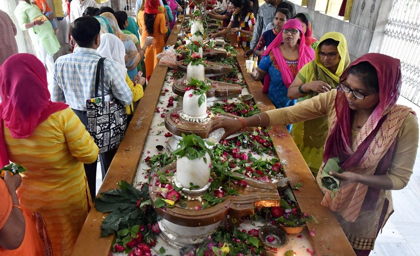Remove items from pooja room Sawan