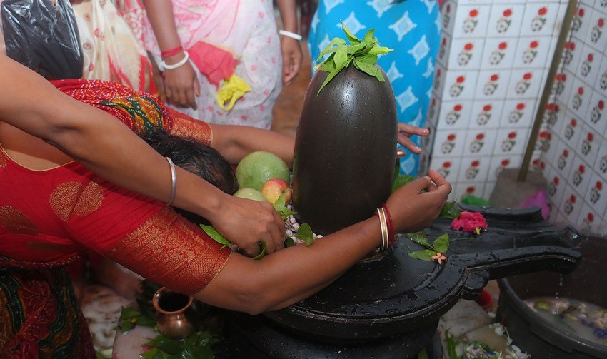 Shiva pooja rituals