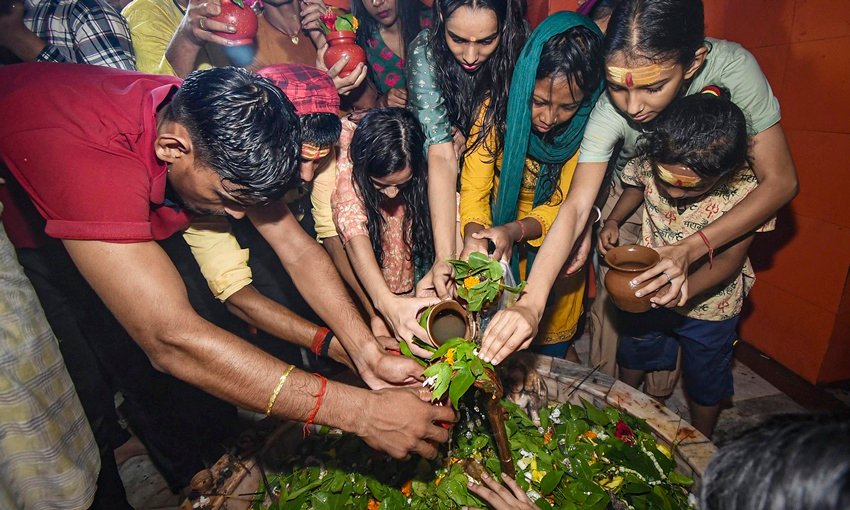 Sawan remedies for career growth