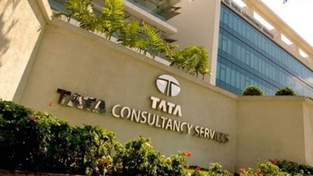 TCS to Lay Off Over 12,000 Employees Amid Skill Mismatch and Tech Shifts