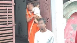 लोन की किस्त नहीं चुकाई तो पत्नी को उठाकर ले गए बैंक वाले, कहा – पैसे चुकाओ वरना…, हैरान कर रहा झांसी का मामला