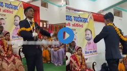 मेहमानों के सामने इस कदर नाचने लगा दूल्हा, दुल्हन रह गई दंग, Viral Video देख यूजर्स बोले – दीदी अभी भी मौका है भाग जाओ