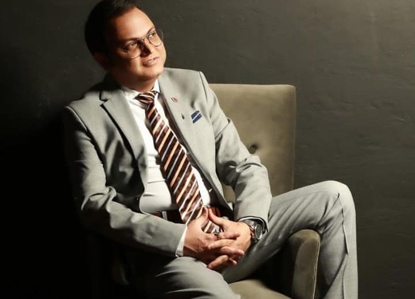  Who is vibhu Agarwal