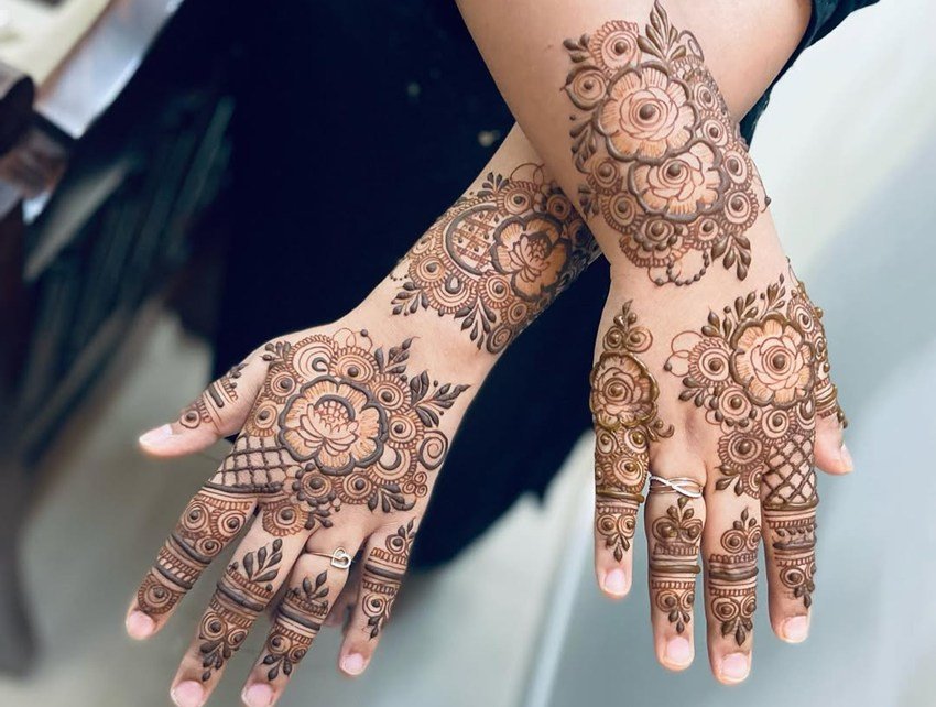 festive henna styles