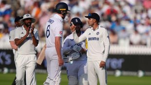 Zak Crawley time wasting tactics, Shubman Gill, IND vs ENG 3rd Test