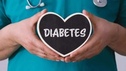 डायबिटीज मरीजों के लिए जादू की छड़ी है ये डाइट, रात में खा लें तो पूरा दिन Blood Sugar हो जाएगा नॉर्मल, जानिए कौन से हैं ये खास फूड