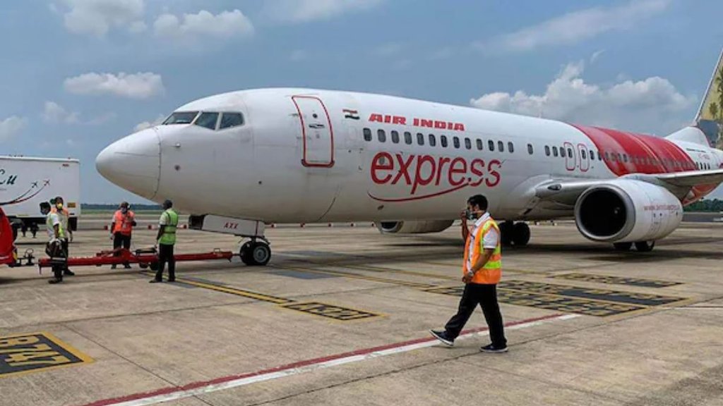 air india express flight, emergency landing, hyderabad