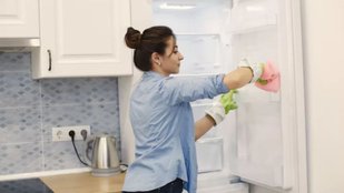 Janiye ganda fridge saaf karne ka tarika | how to clean Refrigerators | How to clean refrigerator step-by-step
