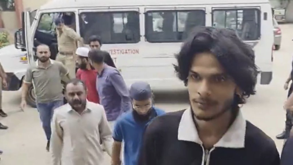 gujarat ats | terrorist arrested | delhi | noida |