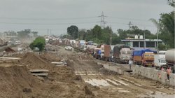 ‘लोग बिना किसी काम के इतनी जल्दी घर से क्यों निकलते हैं?’ Indore में महाजाम पर NHAI का कोर्ट में अजीबोगरीब तर्क