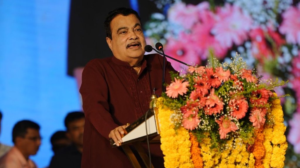 Nitin Gadkari, Mumbai Pune Expressway, Bandra–Worli Sea Link,