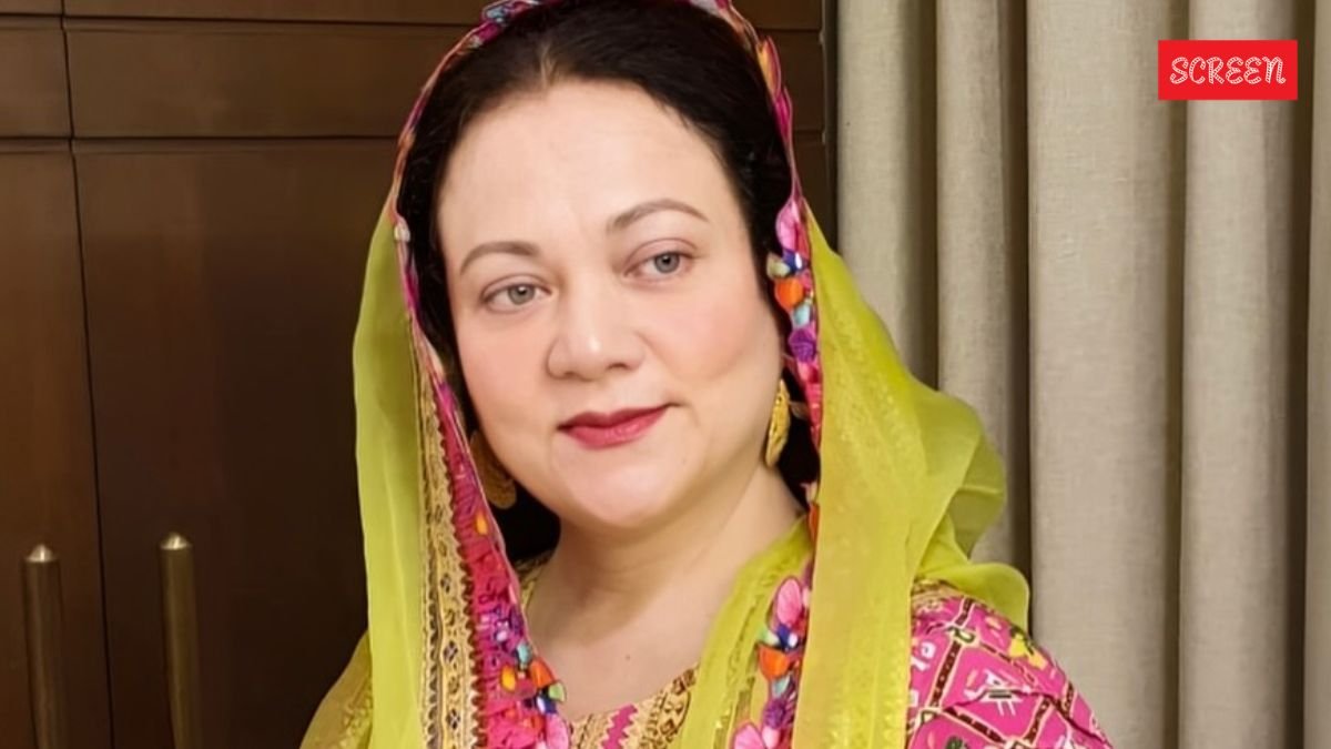 ram teri ganga maili fame mandakini, mandakini Broken After father joseph Death