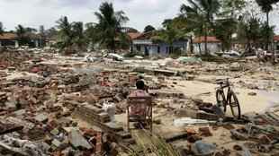 Indian Ocean Tsunami 2004, Sumatra Earthquake and Tsunami, Deadliest Natural Disasters