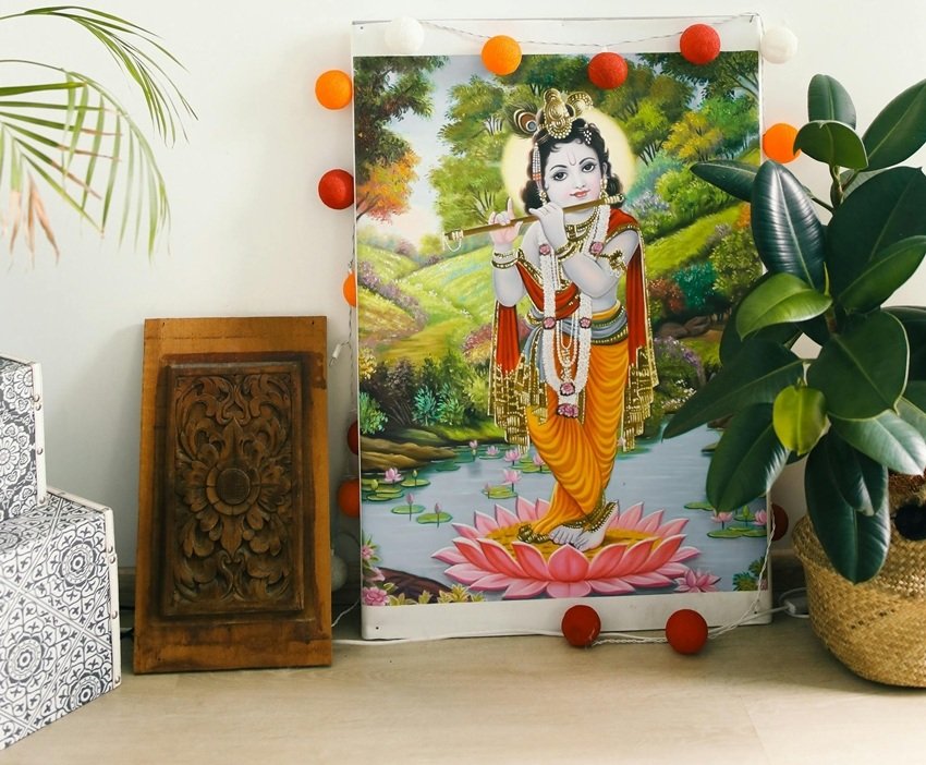 108 Names of Lord Krishna and Their Divine Meanings
