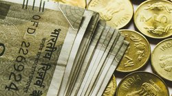 8th Pay Commission: 1.1 करोड़ कर्मचारियों और पेंशनभोगियों को लग सकता है झटका! सैलरी हाइक में फिटमेंट फैक्टर का बड़ा रोल