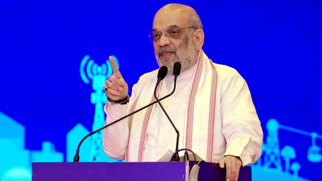 Amit Shah News, PM Narendra Modi Mother, Hindi News,