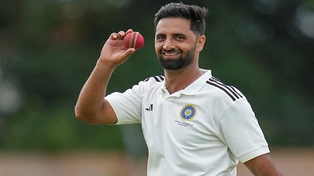 Who is Auqib Nabi, Auqib Nabi News, Auqib Nabi four wicket in four balls Who is Auqib Nabi, Auqib Nabi News, Auqib Nabi four wicket in four balls