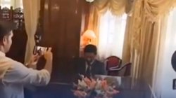 मेघालय के मुख्यमंत्री कॉनराड संगमा ने 150 साल पुराने पियानो पर बजाया ‘पहला नशा’, Viral Video देख यूजर्स ने की तारीफ