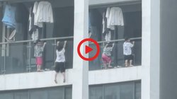 खेल-खेल में 13वीं मंजिल की बालकनी से लटके बच्चे, करने लगे खतरनाक स्टंट और फिर…, Viral Video देख सहम जाएंगे आप