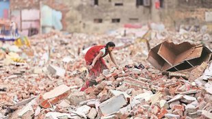Delhi slum dwellers, Delhi, slum dwellers