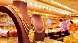 Gold Rate Today Delhi: दिल्ली में आज कितना है सोने का भाव? खरीदने से पहले जान लें देश के बड़े शहरों के 18K, 22K और 24K गोल्ड का लेटेस्ट रेट, यहां चेक करें पूरी लिस्ट
