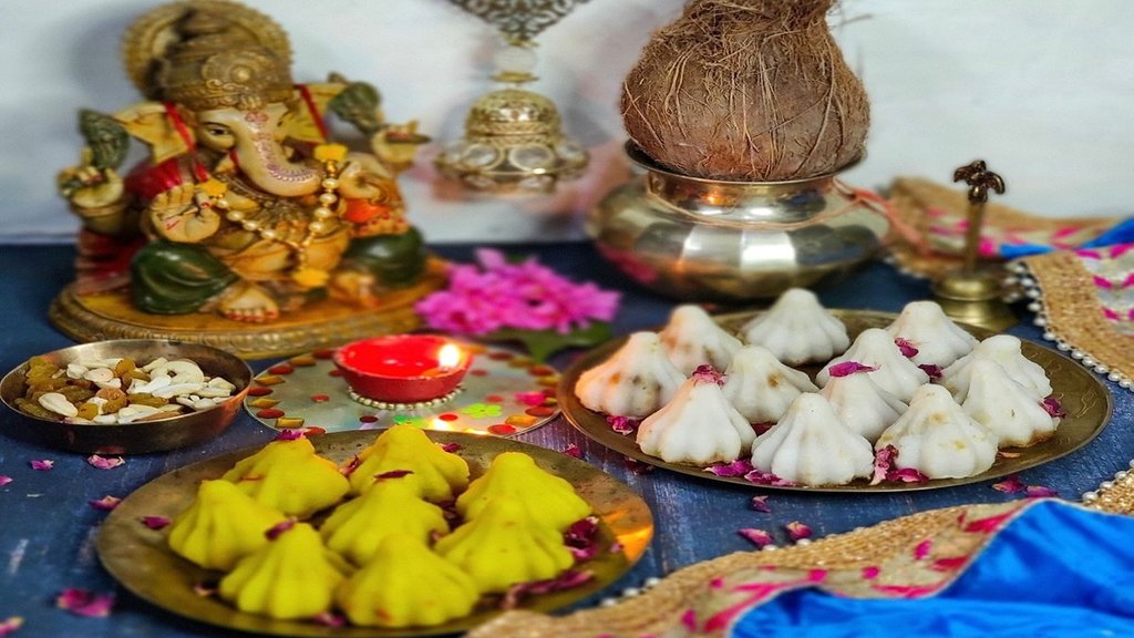 Ganesh Chaturthi 2025, mawa modak recipe in hindi