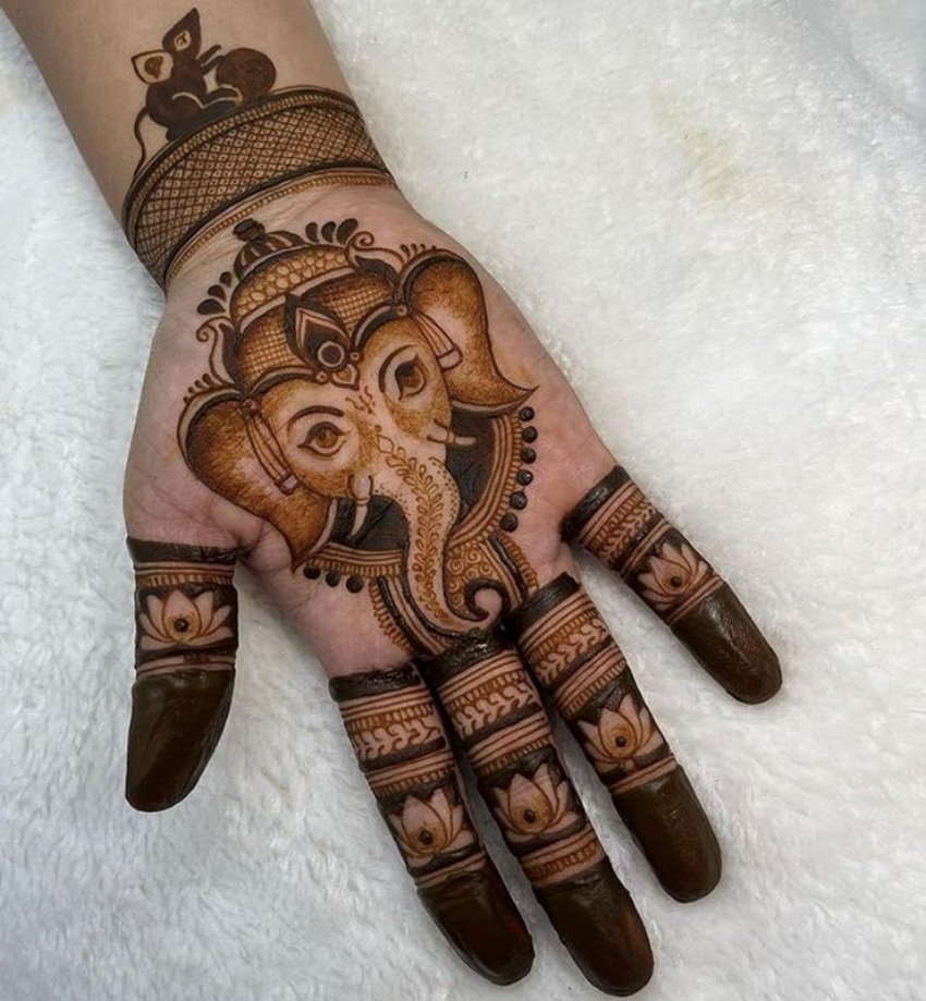 Ganesh Chaturthi Celebration Ideas Try Ganesha-Inspired Mehndi for a Divine Look