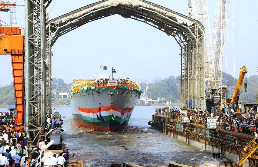 INS Udaygiri vs Himgiri