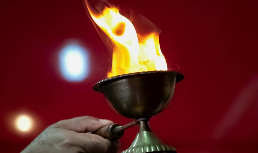 importance of camphor in puja