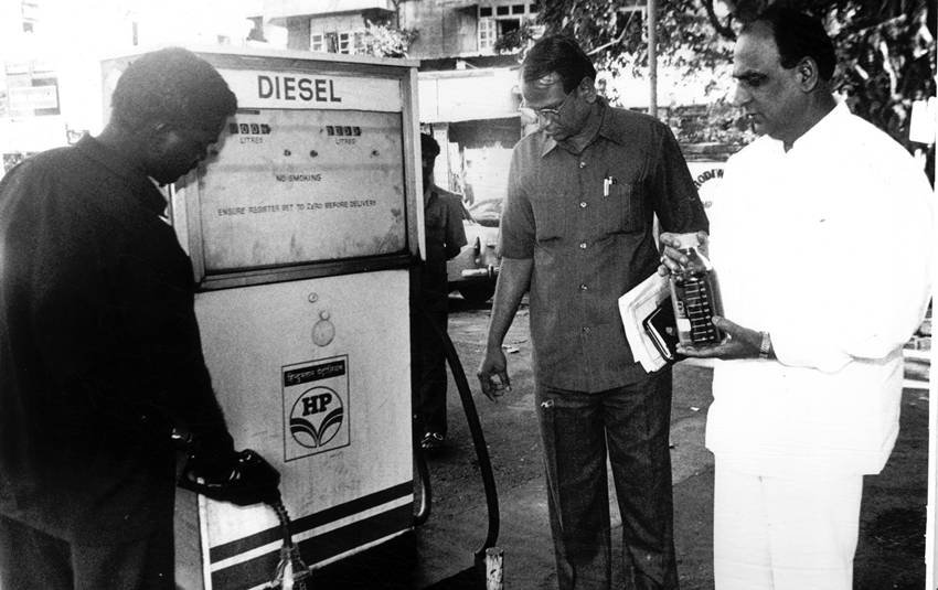 first petrol pump in India city
