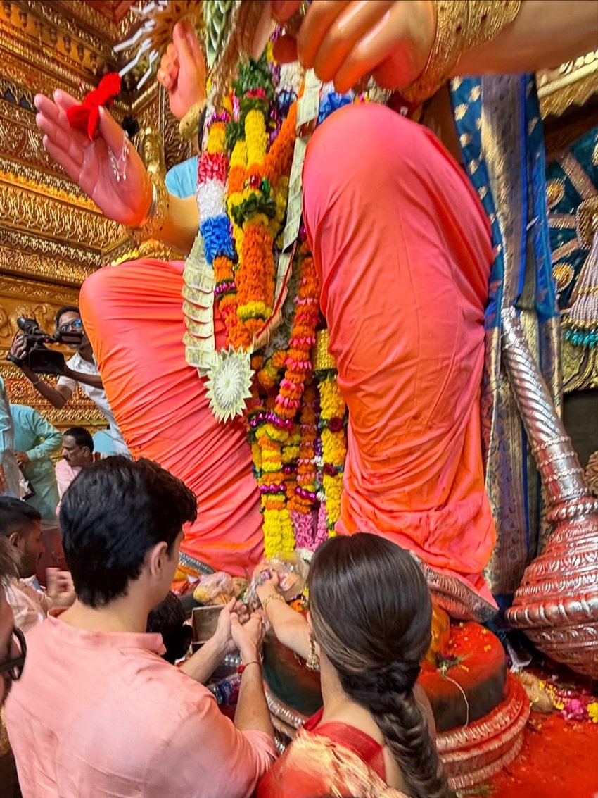 Janhvi Kapoor Sidharth Malhotra Lalbaugcha Raja