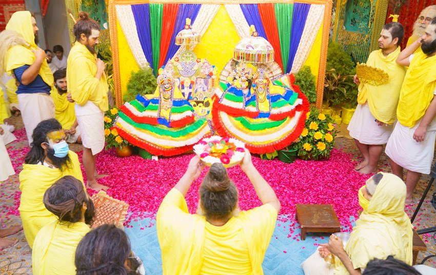 Janmashtami cake cutting Rules