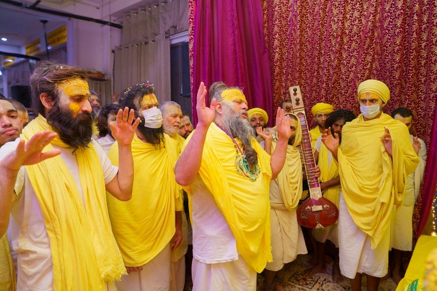how to celebrate Krishna Janmashtami