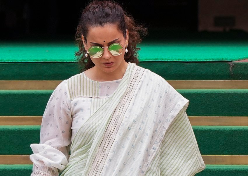 Kangana Ranaut Parliament style