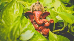 Lord Ganesha mantras for blessings